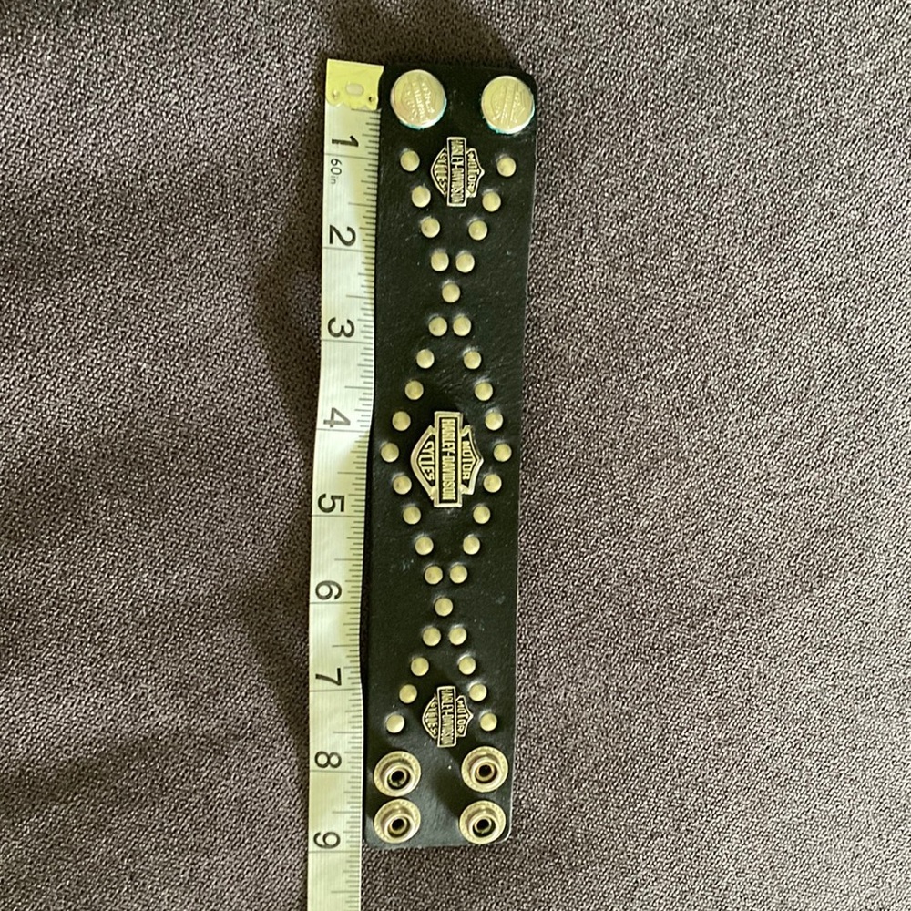 Leather bracelet